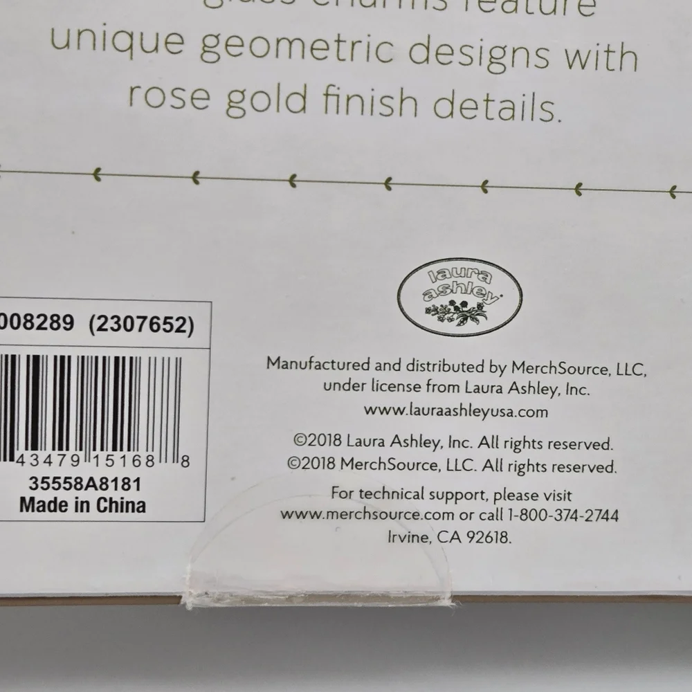 NEW Laura Ashley Rose Gold Elegant 7 Piece Wine Accessory Kit